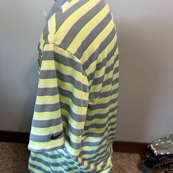 Nike Golf Tour Performance Mens XXL DriFit Striped Short Sleeve Polo - Picture 2 of 5